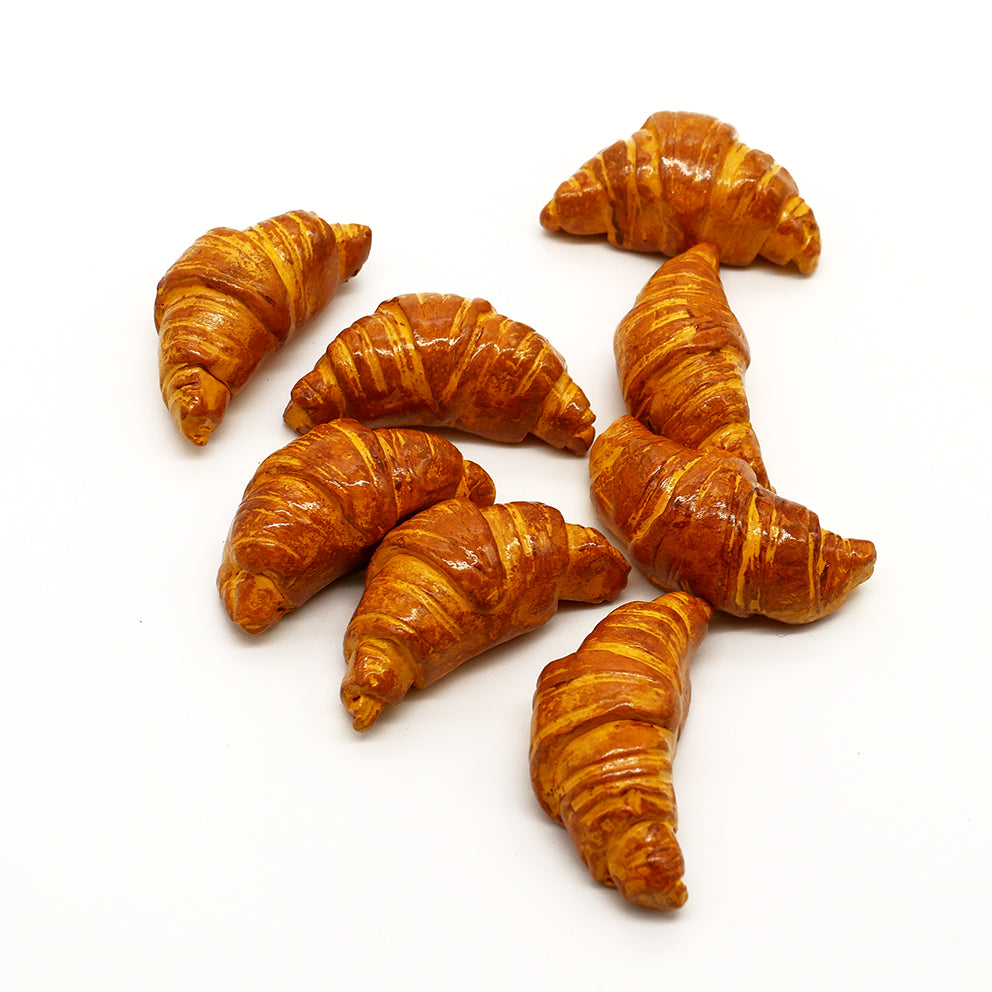 LE CROISSANT MAGNETIQUE (THE ORIGINAL MAGNETIC CROISSANT)